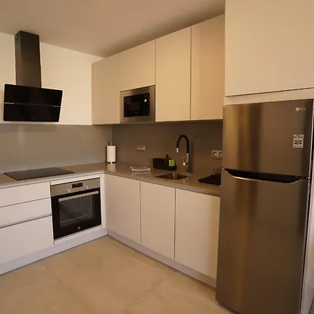 Sea Views Apartman *